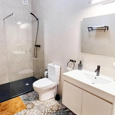 Acolhedor No Coração Da Angra do Heroísmo