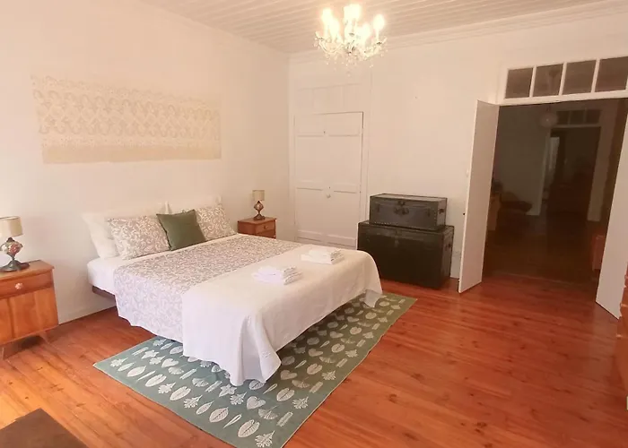 Acolhedor No Coracao Da * Angra do Heroísmo